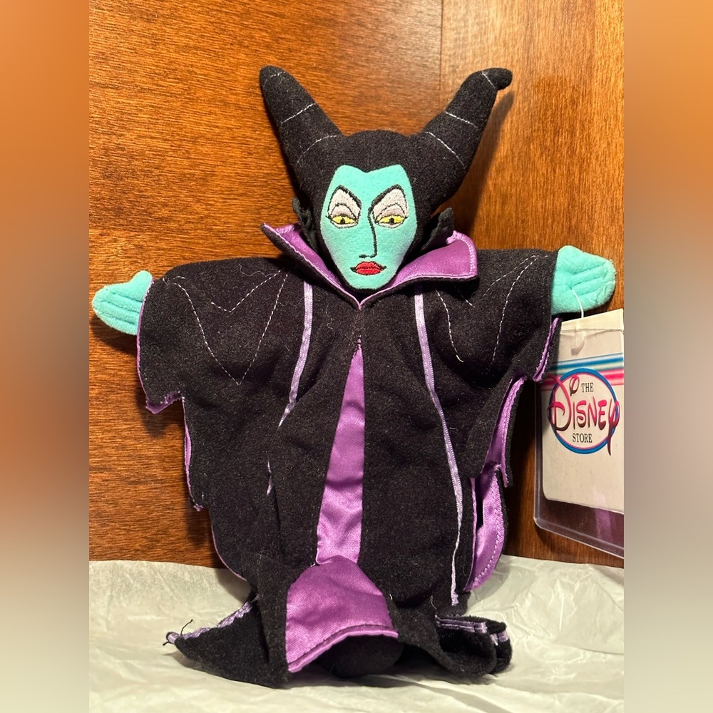 Maleficent Disney Store Bean Bag Plus - NWT